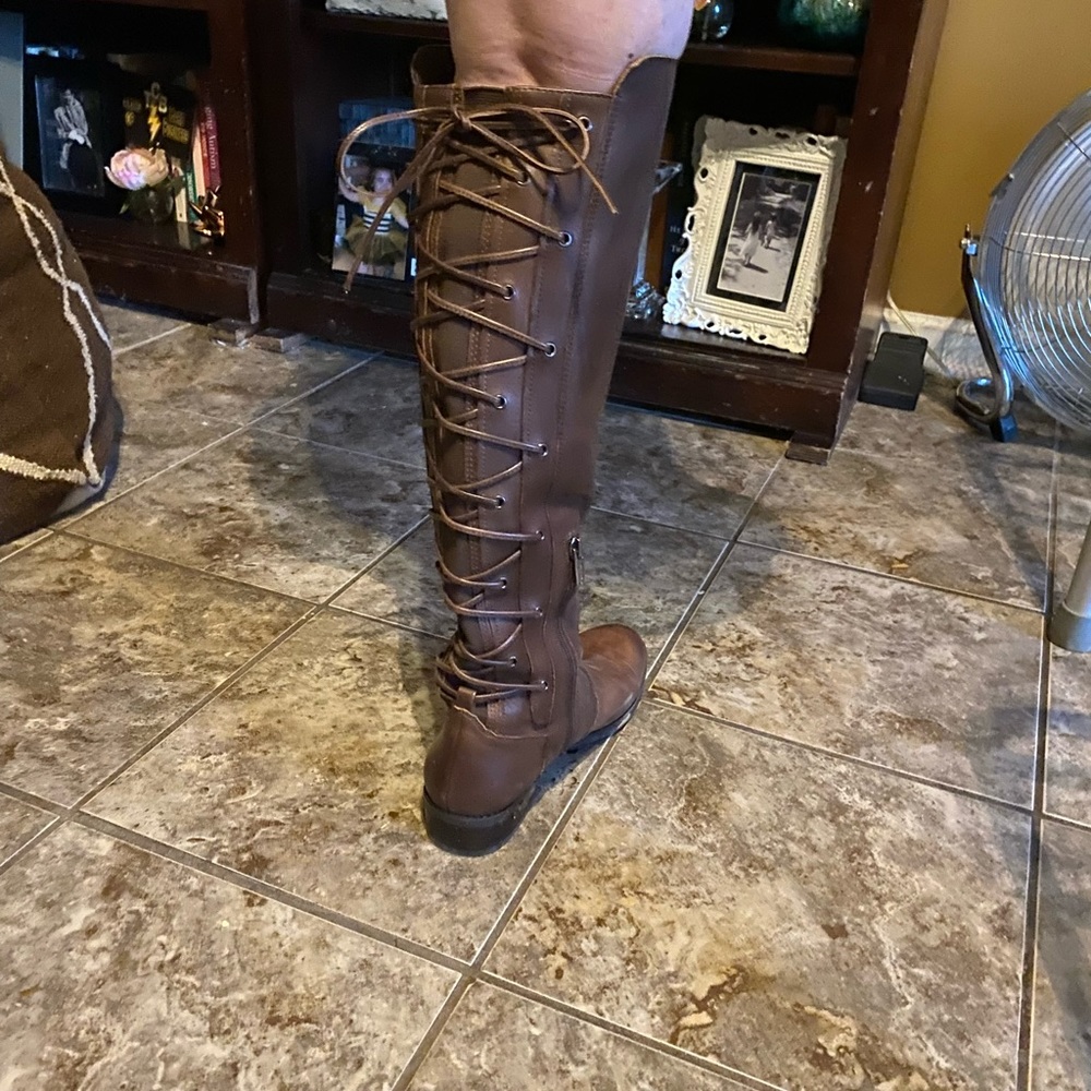 VINCE CAMUTO “PALENDA”